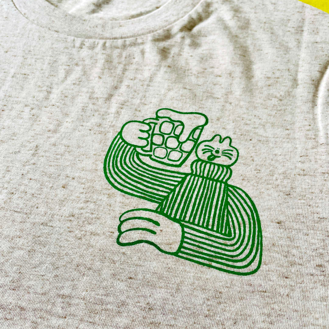 YUK FUN Cheers T-shirt